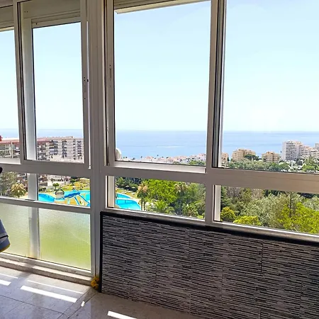 Apartment Sea Views !